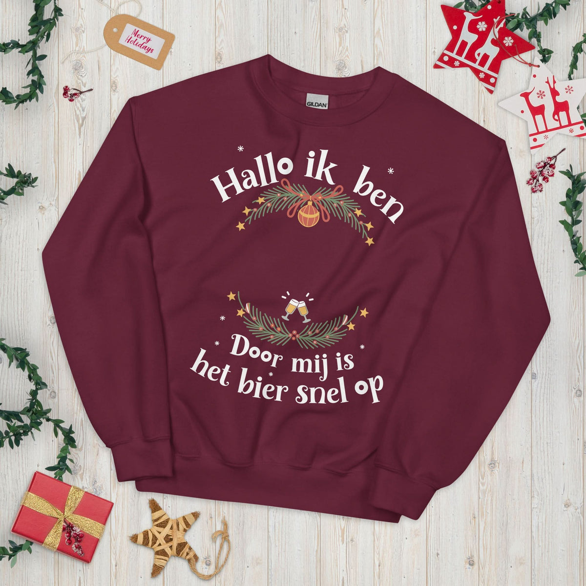 Unisex kersttrui (Hallo ik ben... en door mij is bier snel op) Personaliseer deze trui met je naam!