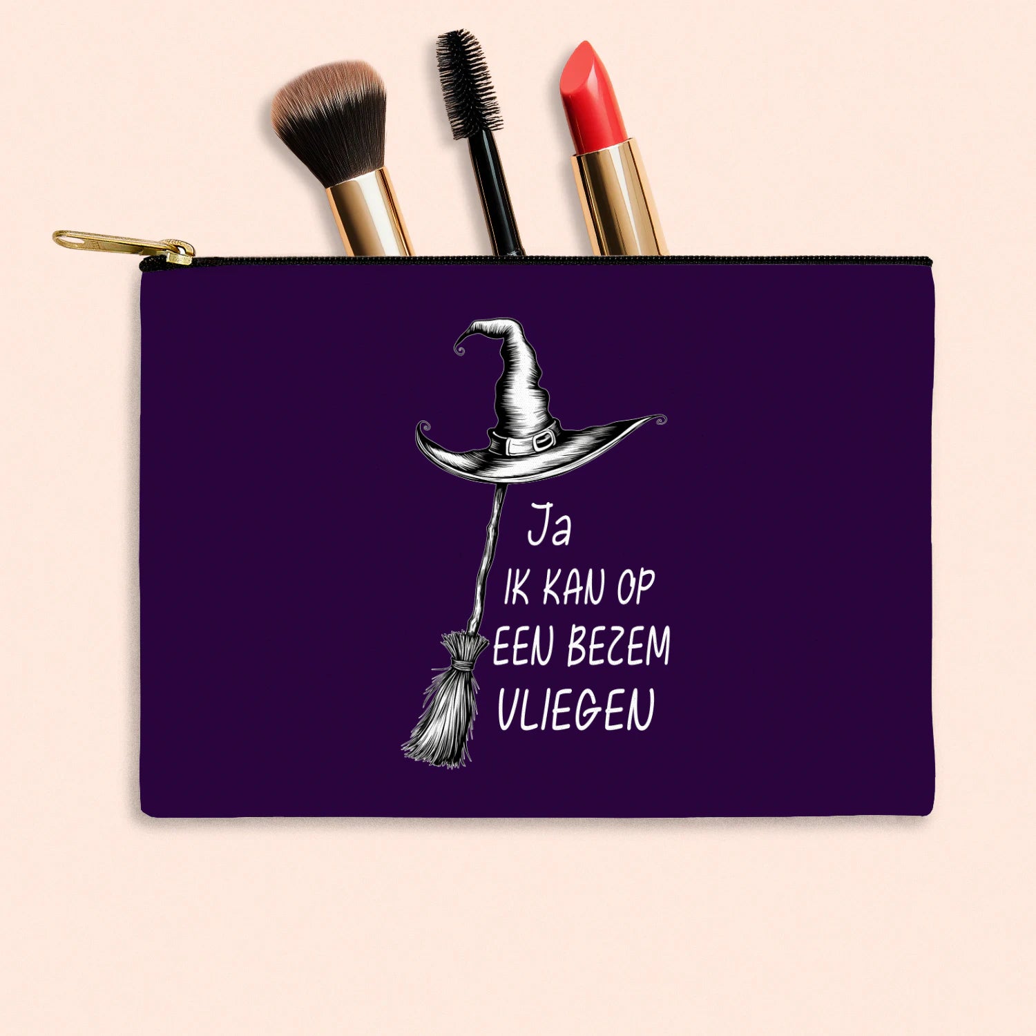 {"origin":"mayzing","colors":["Paars"],"sizes":["8.5\" x 6\""],"isMainImage":false}