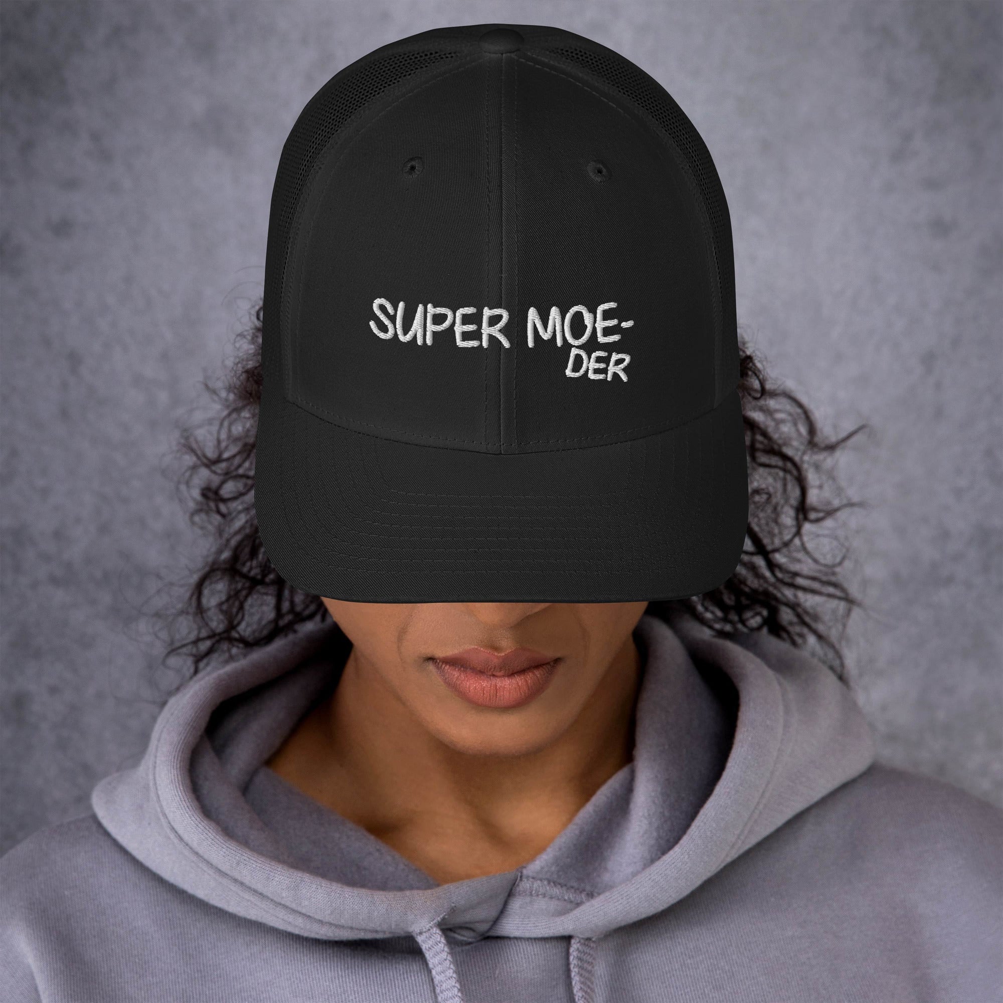 Truckerpet Geborduurd (Super moe-der)