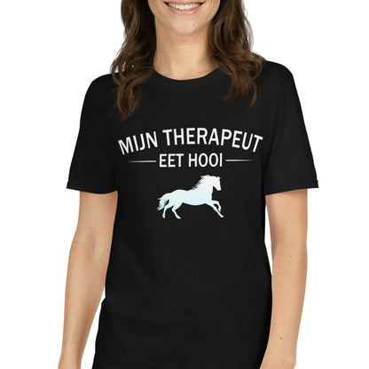 Unisex T-shirt (Mijn therapeut eet hooi)