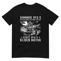 Unisex T-shirt (Sommige opa's spelen bingo en doen dutjes, echte opa's rijden motor)