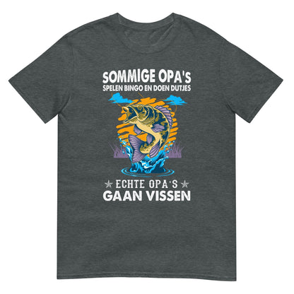 Unisex T-shirt (Echte opa's gaan vissen)