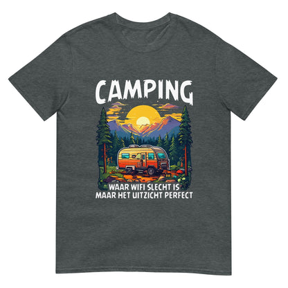 Unisex T-shirt (Camping waar wifi slecht is, maar uitzicht is perfect )