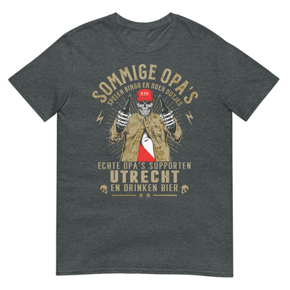 Unisex T-shirt (Echte opa's supporten utrecht..)
