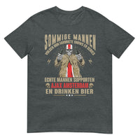 UniseX T-shirt (Echte mannen supporten Ajax amsterdam)