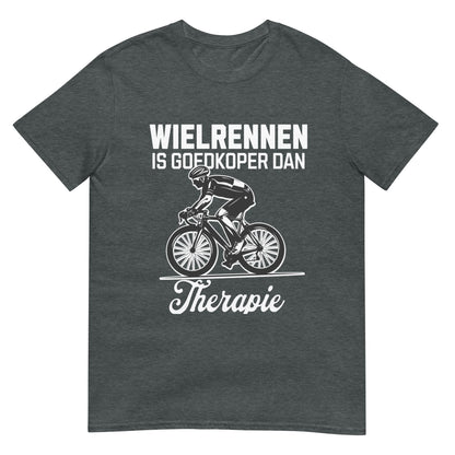 Unisex T-shirt (Wielrennen is goedkoper dan therapie)