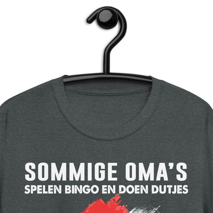 UniseX T-shirt (Echte oma's kijken formule 1)