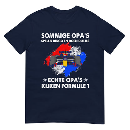 Sommige opa's spelen bingo en doen dutjes, echte opa's kijken formule 1