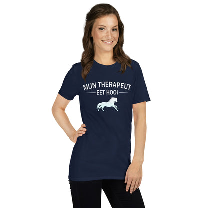 Unisex T-shirt (Mijn therapeut eet hooi)