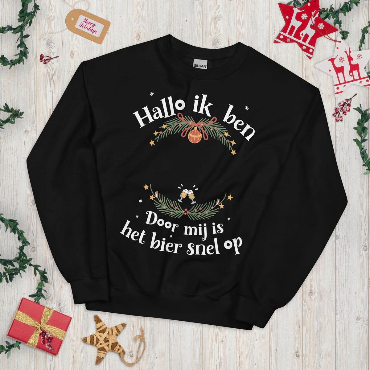 Unisex kersttrui (Hallo ik ben... en door mij is bier snel op) Personaliseer deze trui met je naam!