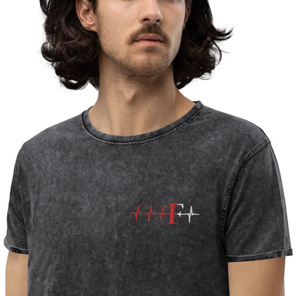 Denim Unisex T-shirt- Geborduurd (Feye heartbeat)